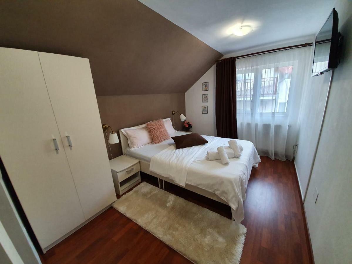 Hotel Casa Lucky Rîşnov Exteriér fotografie