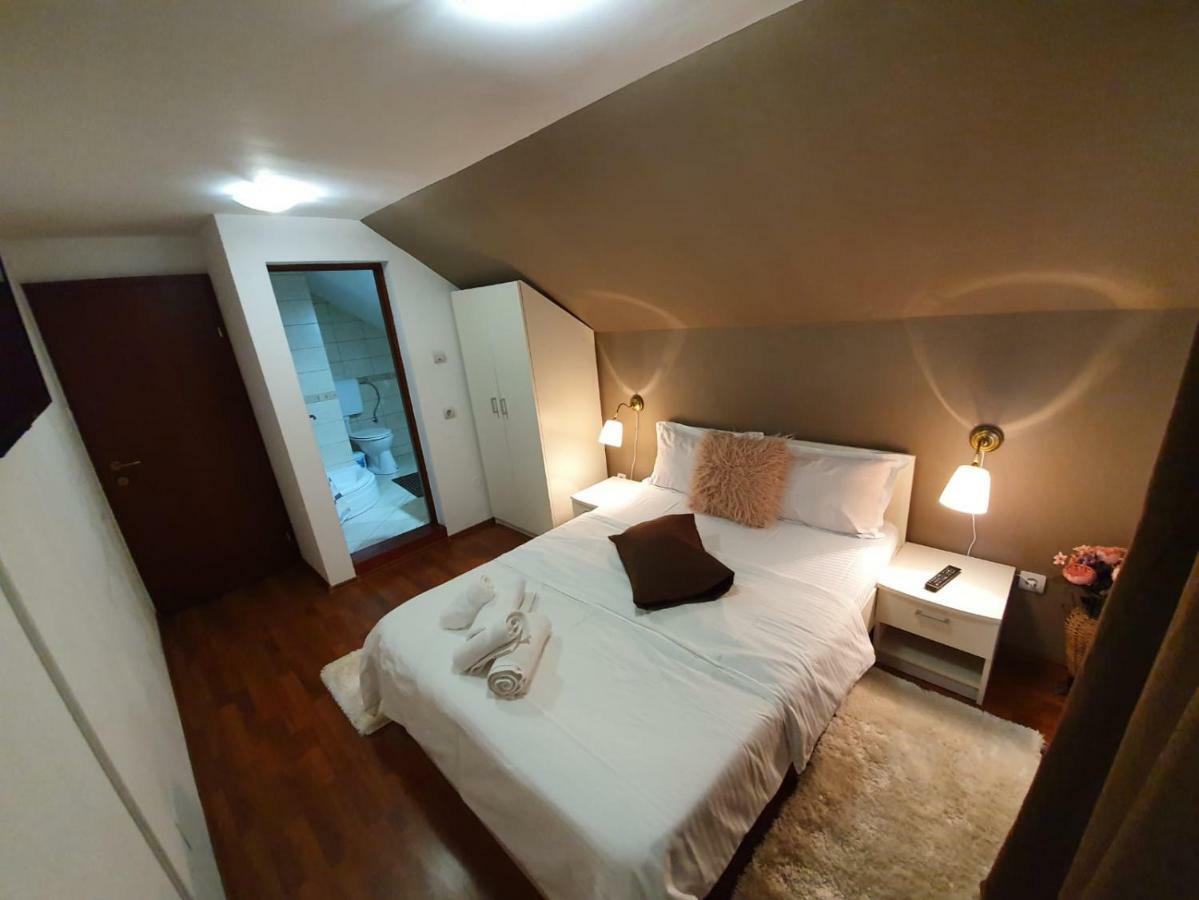 Hotel Casa Lucky Rîşnov Exteriér fotografie