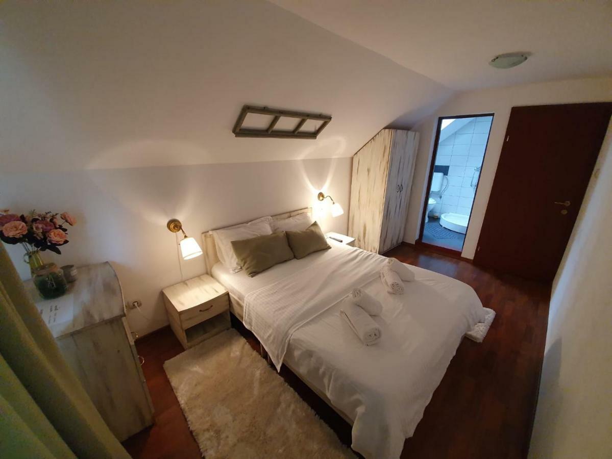 Hotel Casa Lucky Rîşnov Exteriér fotografie